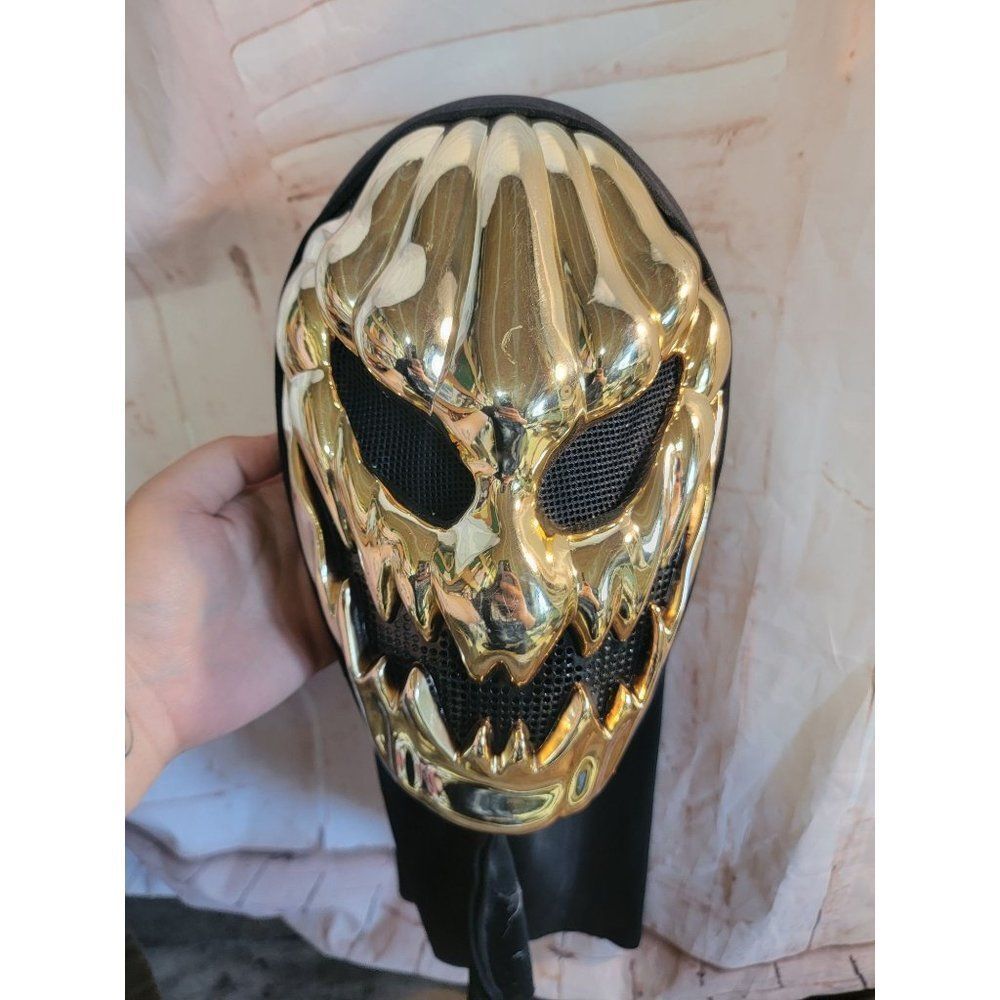 Halloween shiny golden scary smiling evil‎ mask